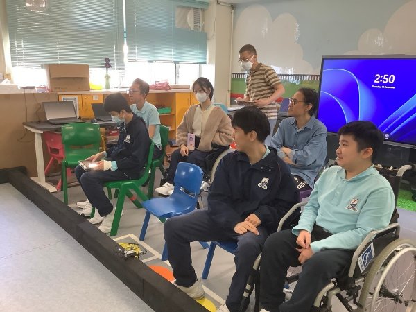 無人機學園