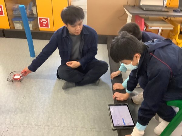 無人機學園
