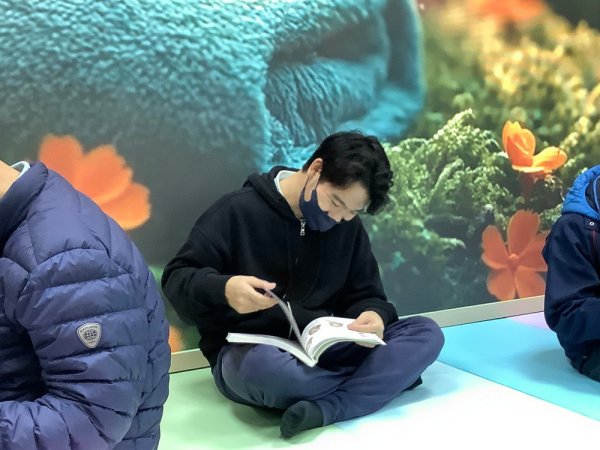 H,I班優閱臺