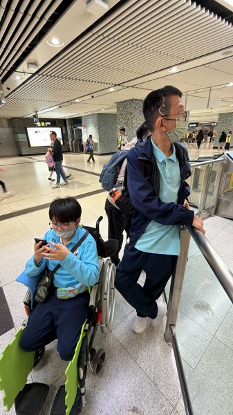 參觀展城館及港島海岸線探索