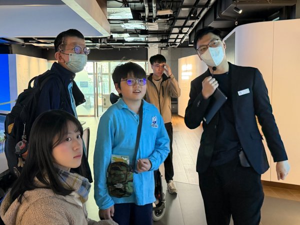 參觀展城館及港島海岸線探索