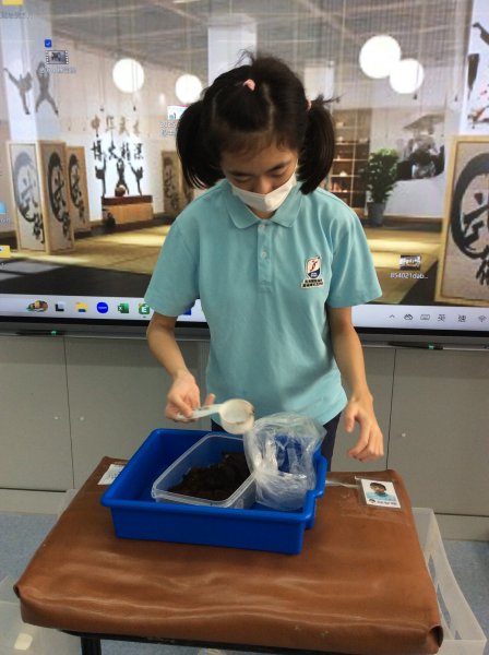 J 班工作體驗 咖啡渣包裝