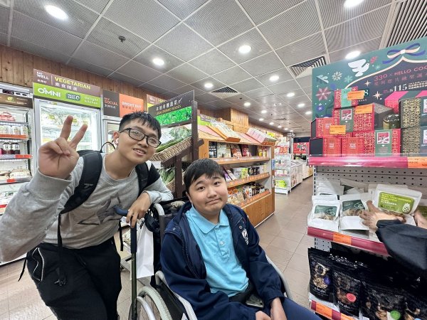 Hello Cocoa X 330 銷售工作實習