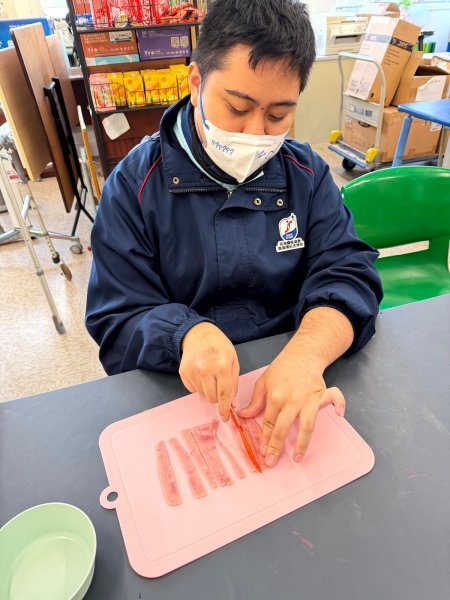 EOS延讀生課程 (外出前往超市及小食製作)