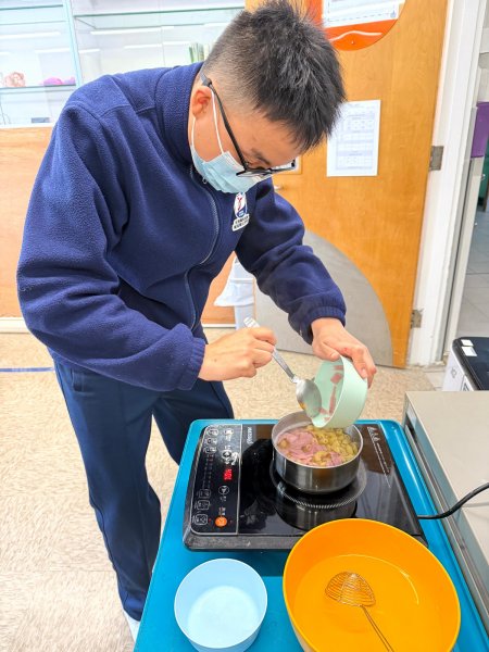 EOS延讀生課程 (外出前往超市及小食製作)