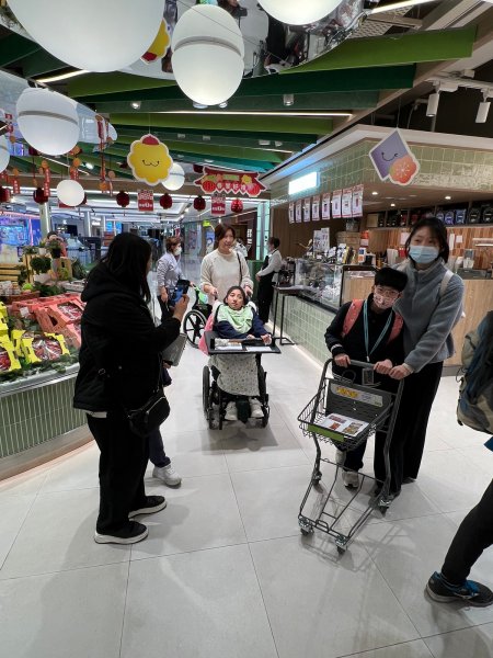  F班參觀新城市廣場