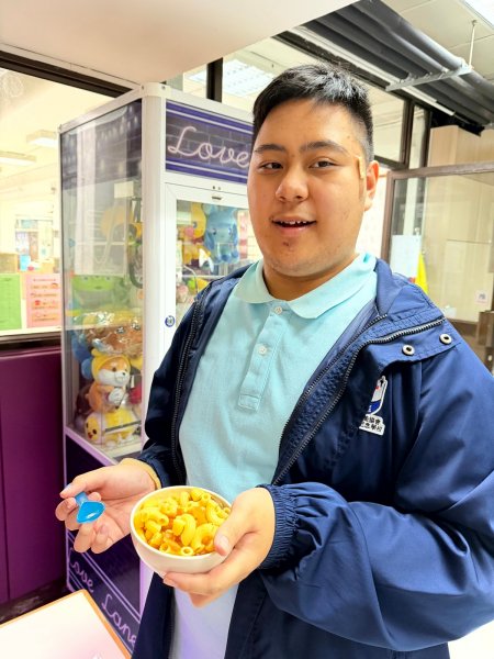 EOS外出街巿購物及煮通粉