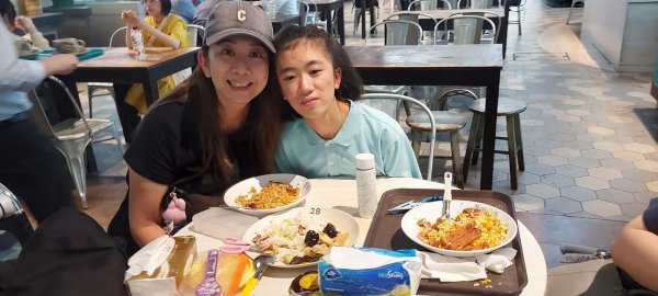 D1.06_到當地熟食中心品嚐新加坡美食