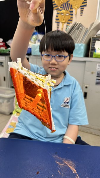 環保中秋燈籠：王俊儒