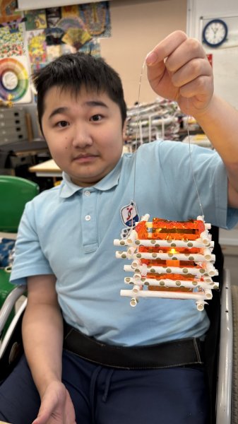 環保中秋燈籠：容斈一